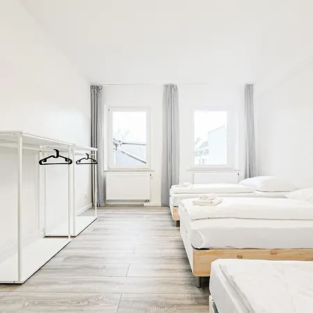 Tolstov - 1 - Citycenter - 25 Min To Messe Dus Apartmán